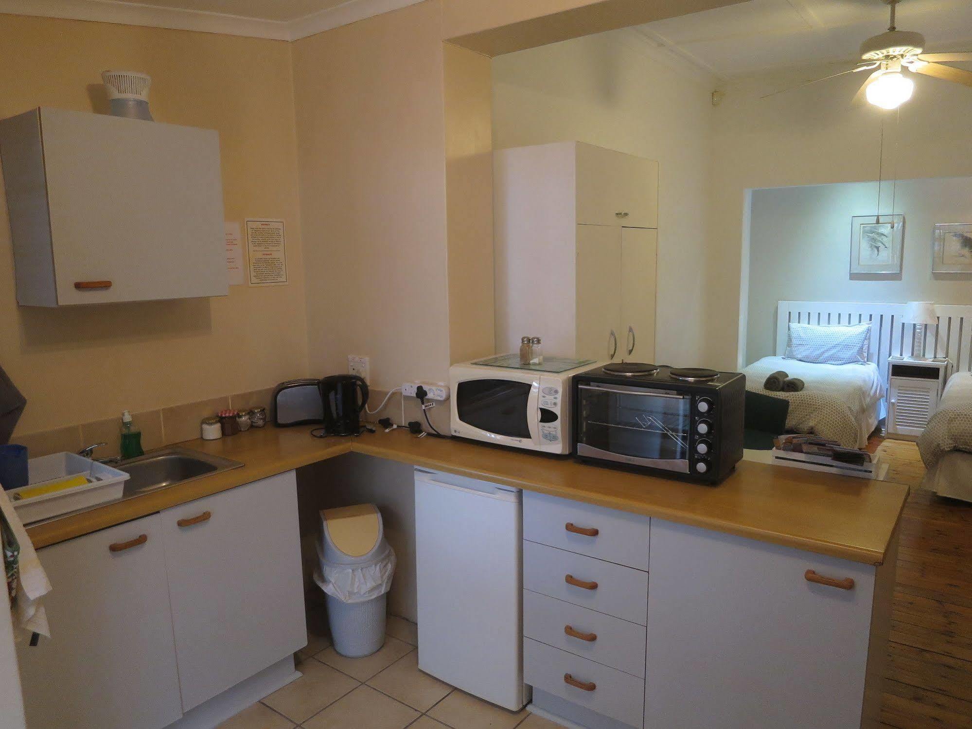 Dempsey'S Self-Catering Guest House Port Elizabeth Exterior foto